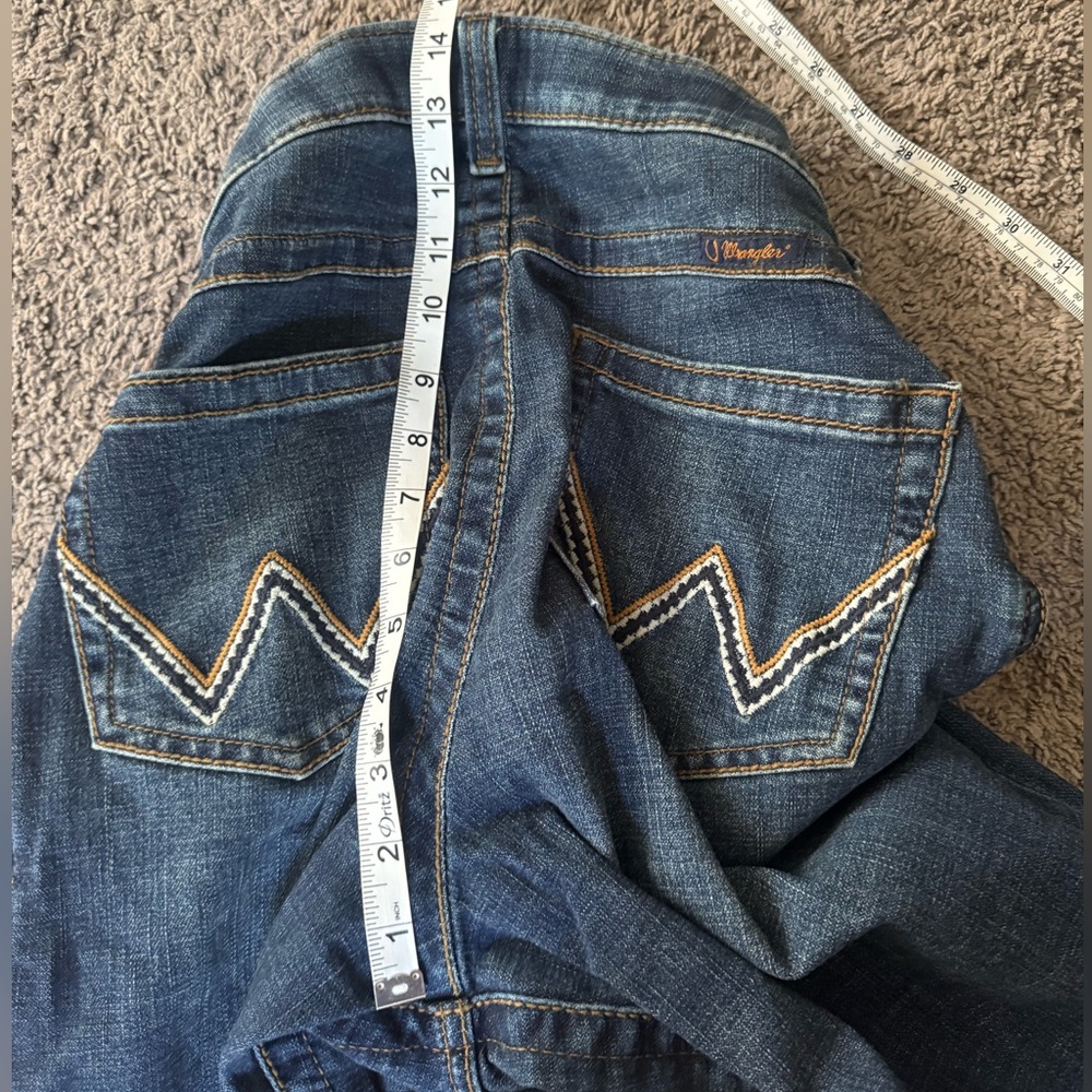 WRANGLER Willow Dark Wash Bootcut Ultimate Riding Jean | Women’s size 9x32 - Picture 9 of 9